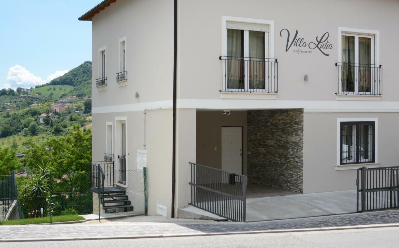 Villa Lidia Teramo Exteriör bild